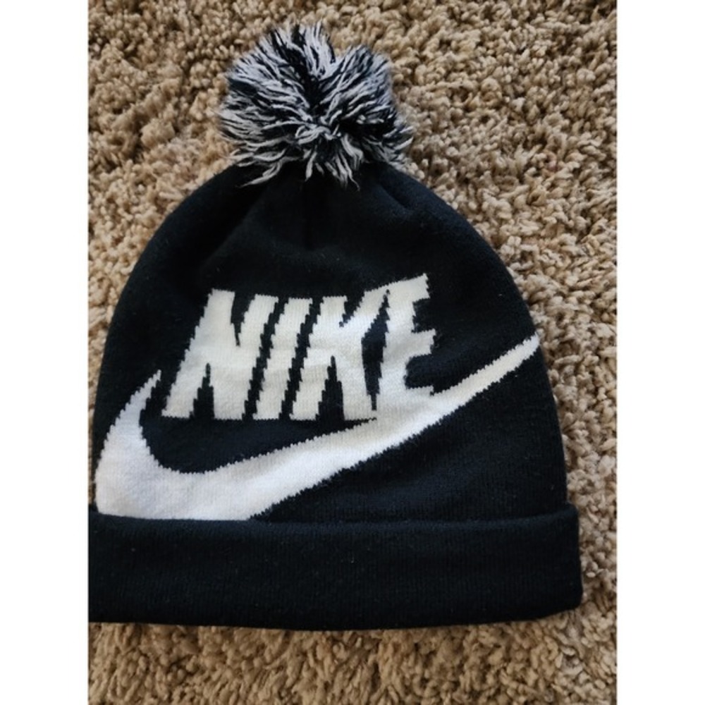 Nike‎